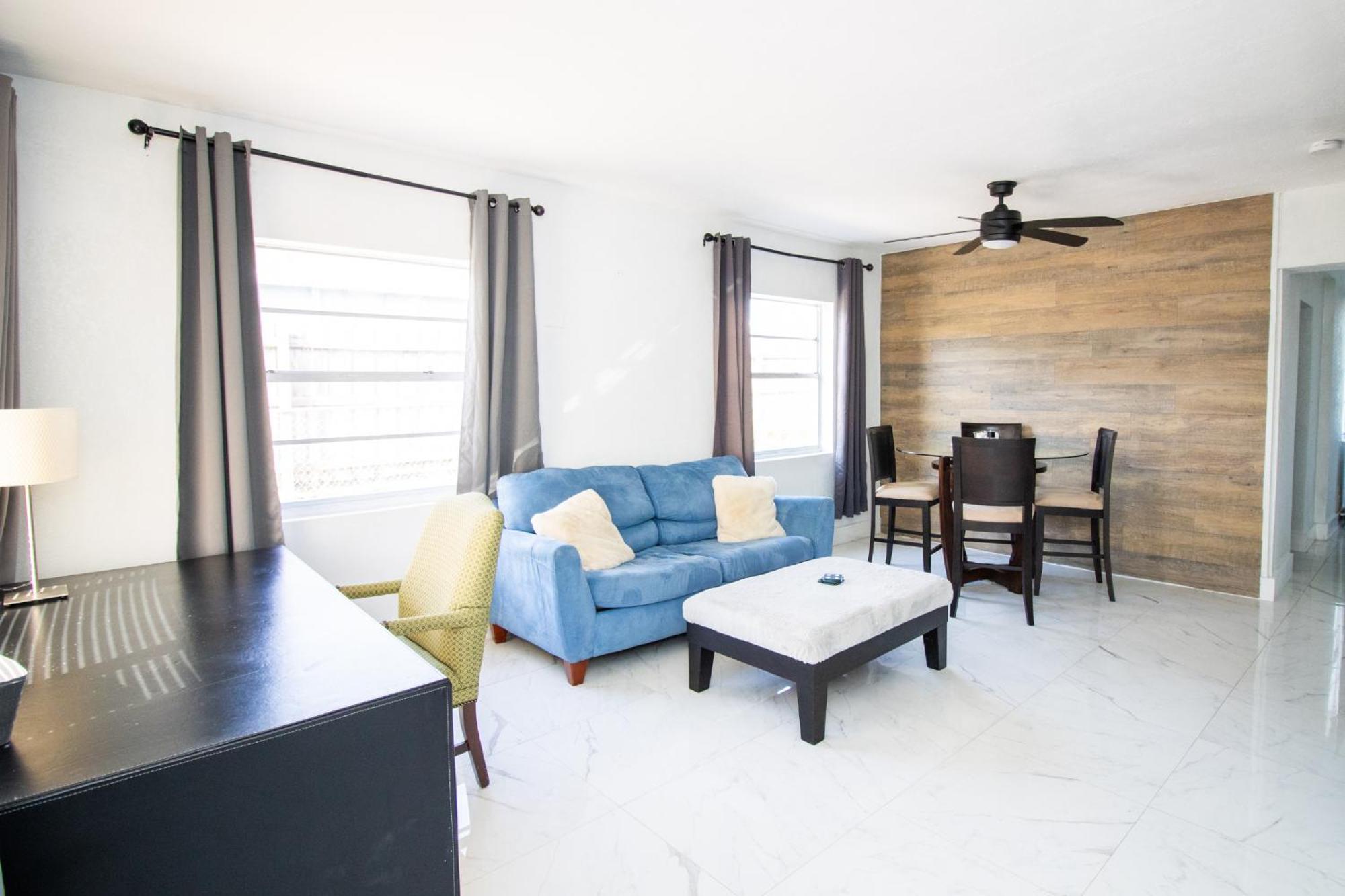 Shared Home - Close To The Beach Riviera Beach Kültér fotó
